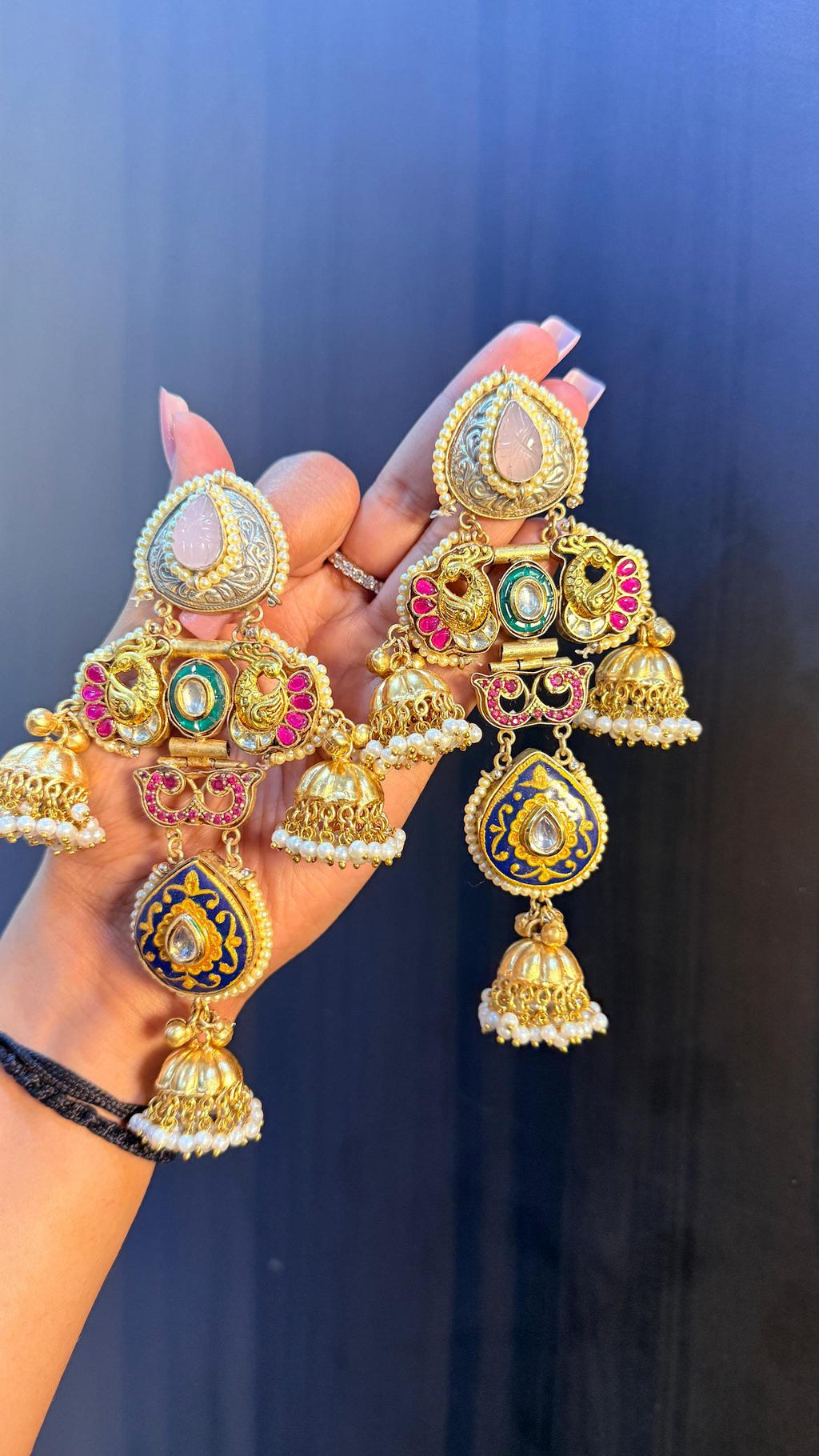 Mumtaz earrings image 1