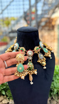 Milli Neckpiece image 0