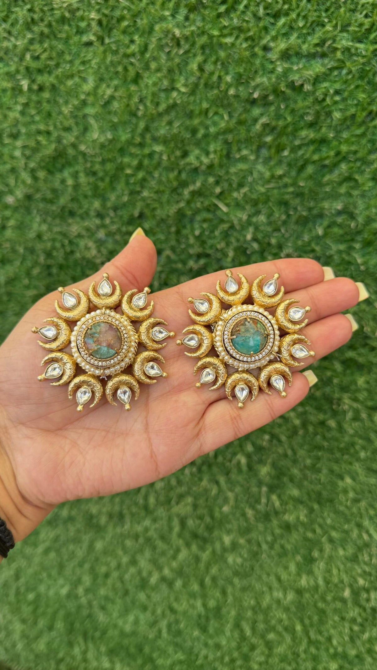 Precious stone studs - turquoise colour image 0