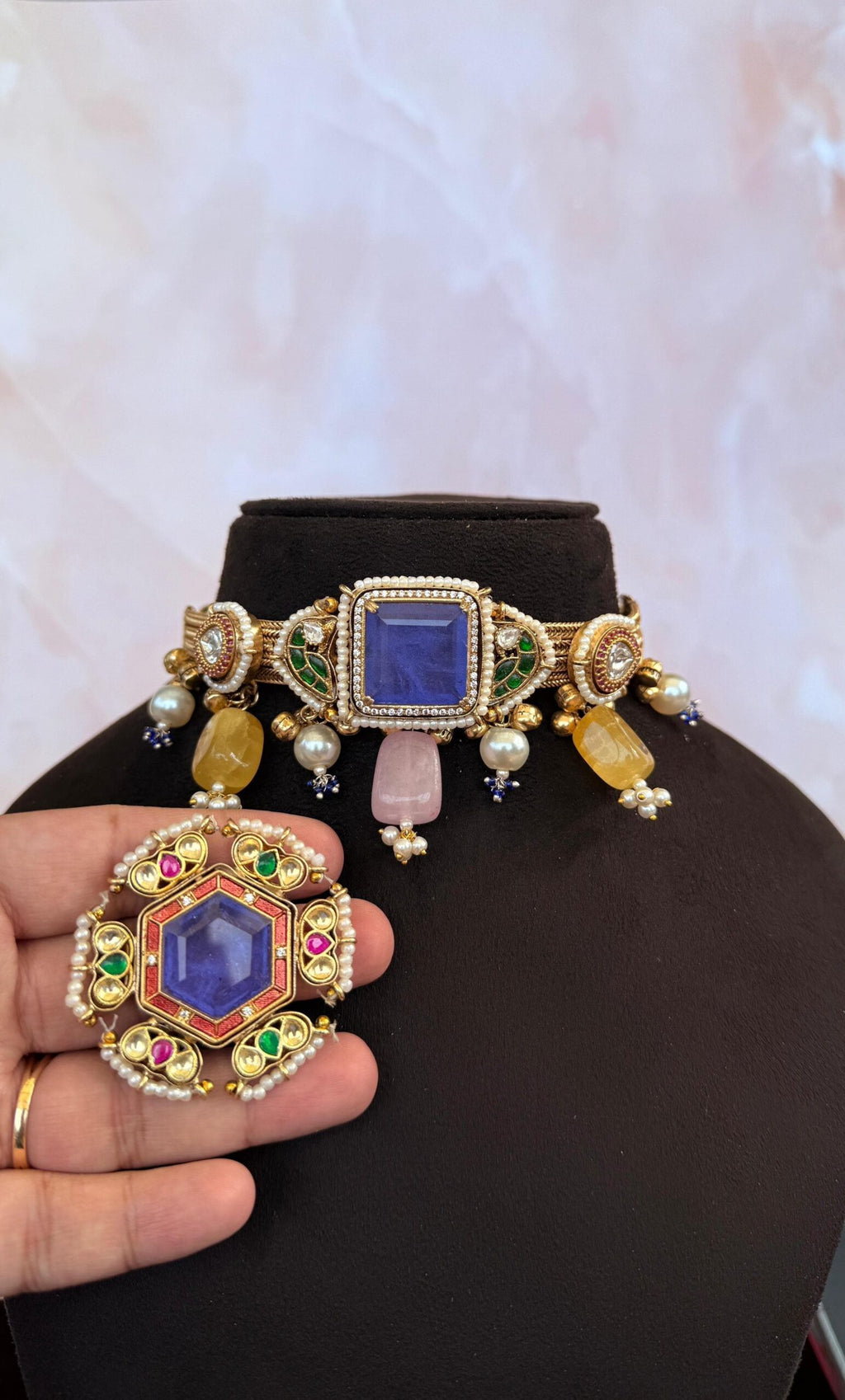 Sidya Choker with studs image 0