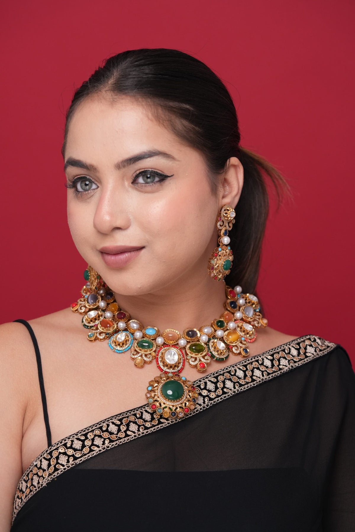 Nihar neckpiece image 2