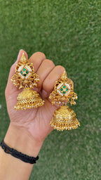 Pihu jhumki - gold image 1