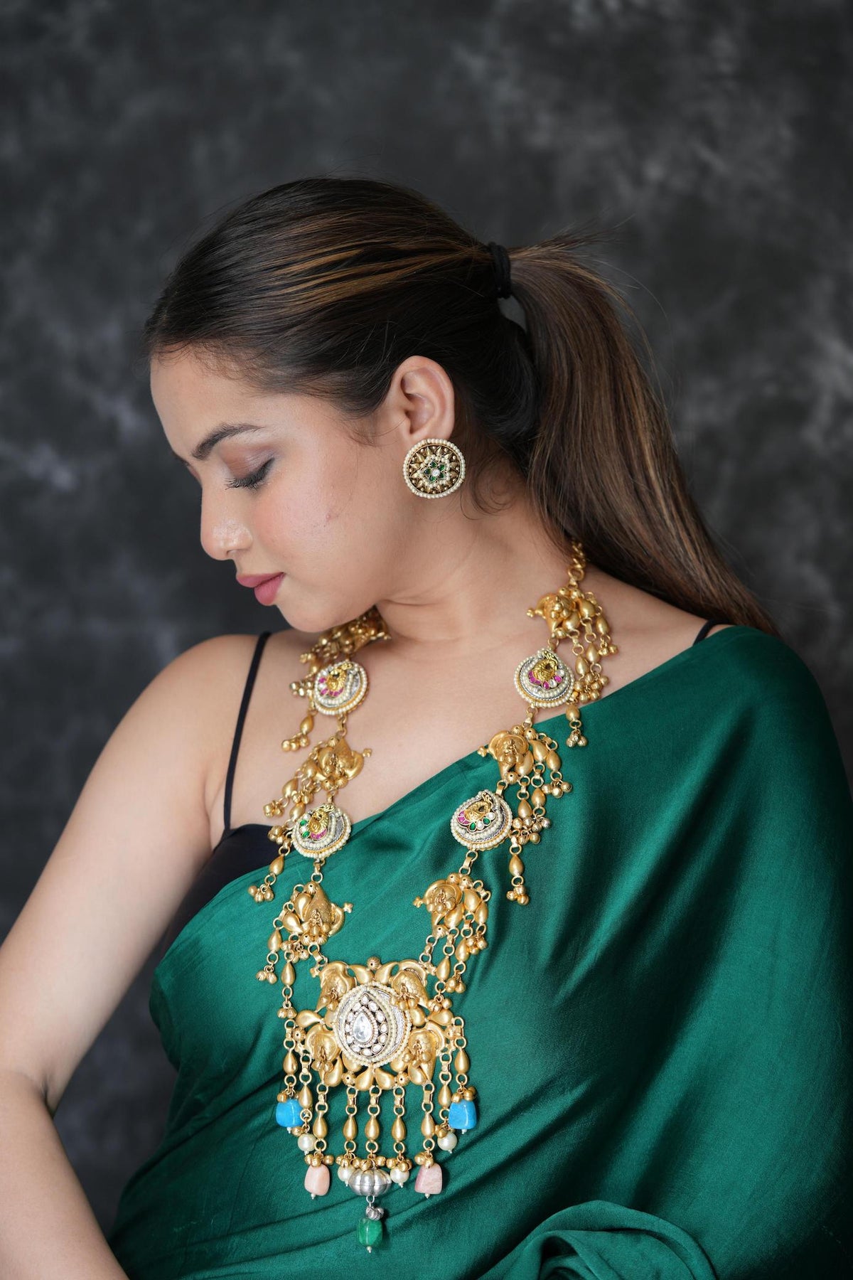 Tribal gold plated maharani haar with earrings image 4