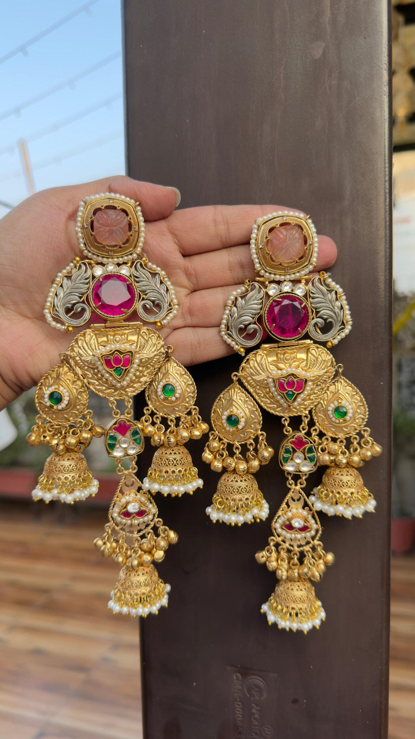 Alia jhumka- light pink and hot pink colour