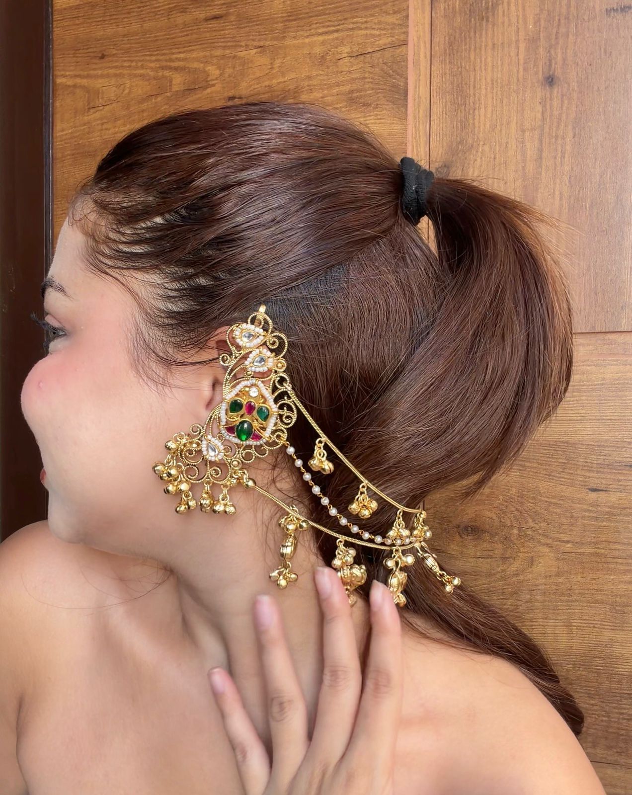 Urvashi Earcuff